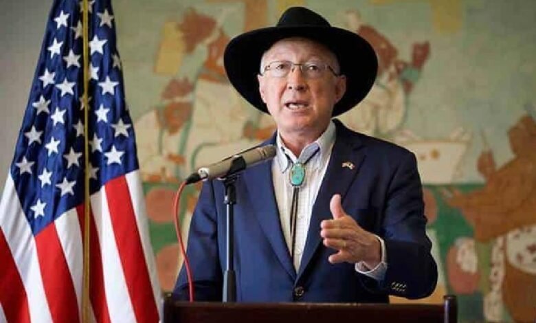 Ken Salazar resalta compromiso de tratamiento de aguas residuales