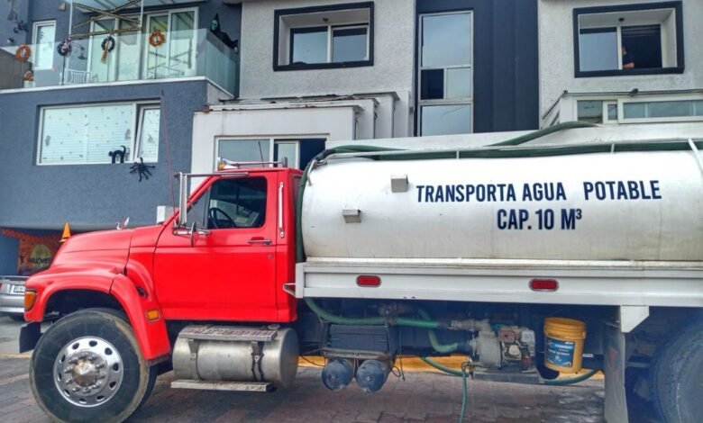 Ante crisis hídrica, se disparan precios de pipas de agua en Oaxaca