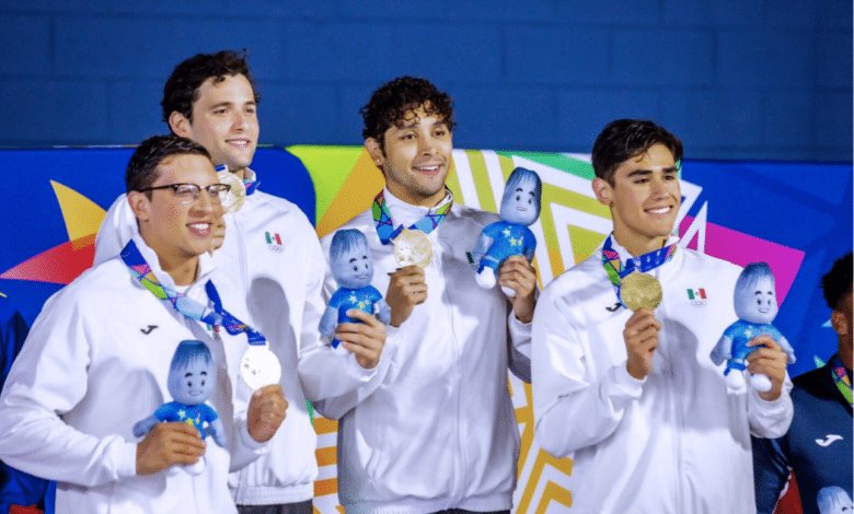 Mexicanos superan su propia marca en Mundial de Natación Doha 2024