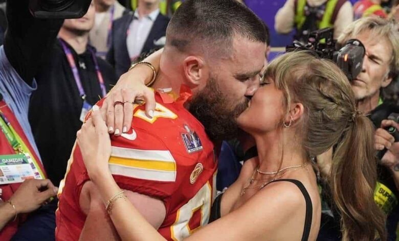 VIDEO. Taylor Swift y Travis Kelce festejan con beso el Super Bowl LVIII