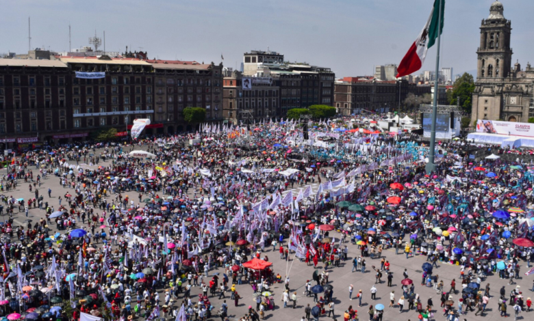 Claudia Sheinbaum inicia su campaña electoral en el Zócalo de CDMX