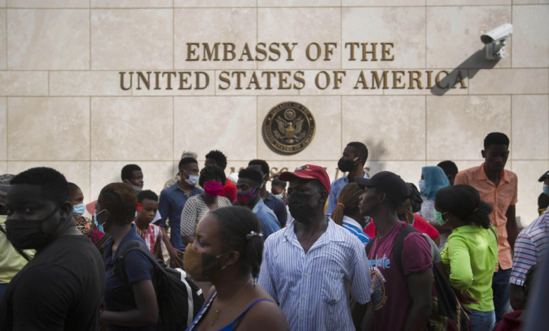 Estados Unidos evacuó al personal no esencial de su embajada en Haití