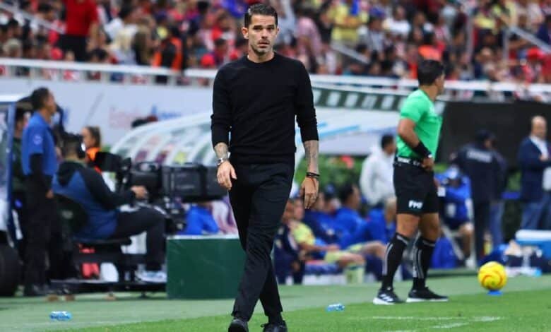 Fernando Gago, en la lista negra de los peores arranques de Chivas
