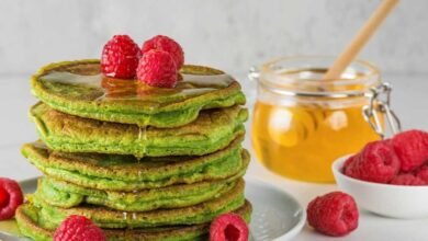 Matcha en la mesa: Hot cakes para una mañana especial