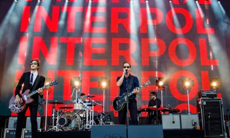 Interpol banda.