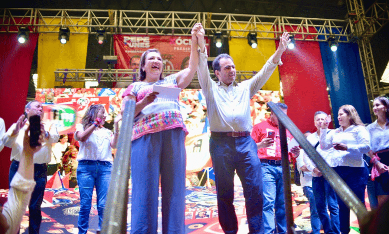 Encabezan Xóchitl y Pepe Yunes multitudinario mitin en Orizaba