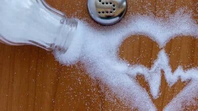 El exceso de sal en las comidas puede provocar dermatitis atópica