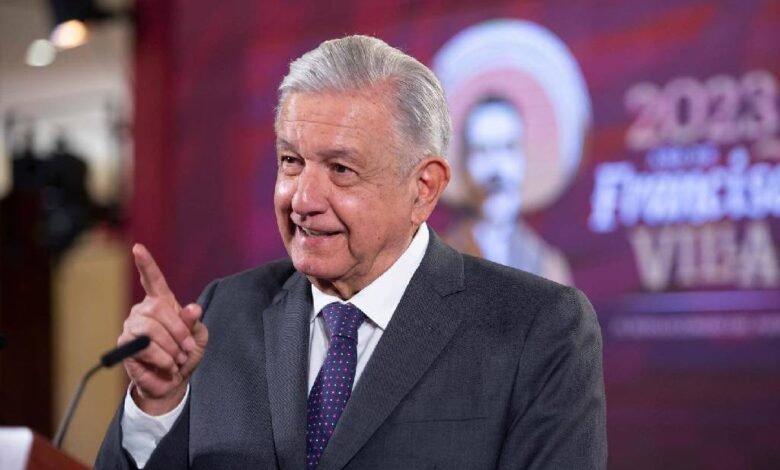 AMLO llama a PRI y PAN a regresar a sus orígenes ante posible ruptura