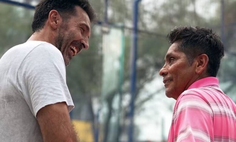 Jorge Campos juega al pádel con Gianluigi Buffon y Andrea Pirlo