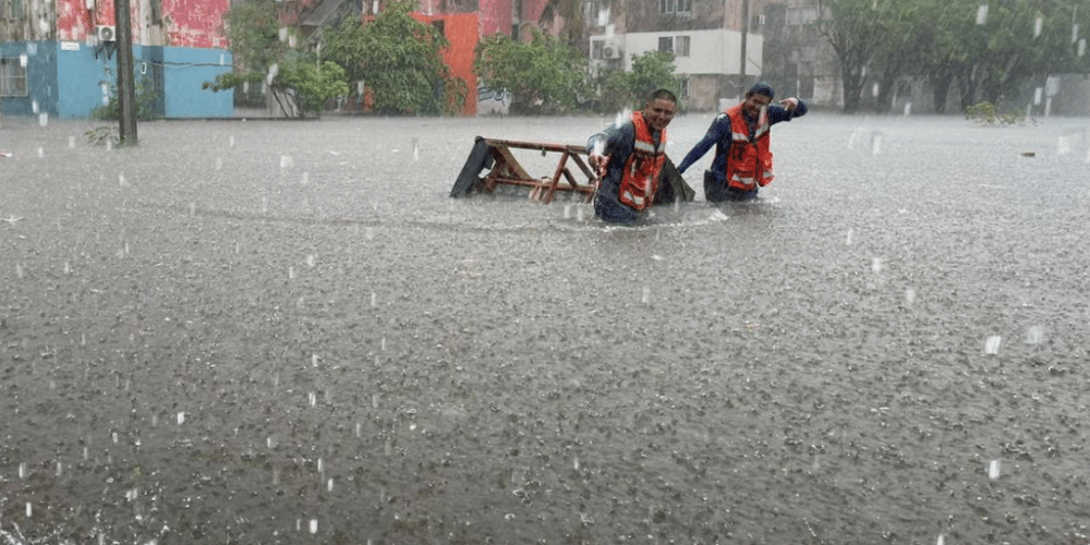 Lluvias dejan incomunicadas comunidades en 11 municipios de Veracruz