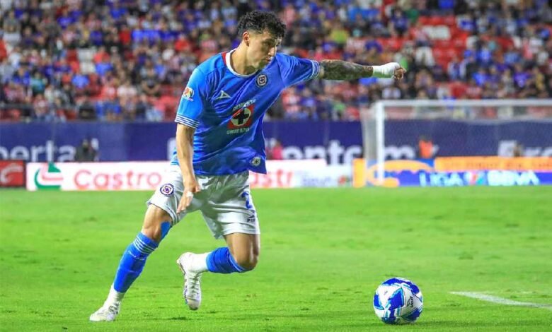 Cruz Azul busca reafirmar su liderato frente a Necaxa