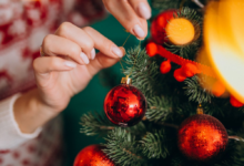 ¡Adiós a las esferas! Esta es la nueva forma de adornar el árbol de Navidad 2024