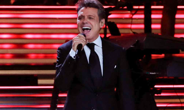 Luis Miguel regresa a los escenarios con problemas en la voz