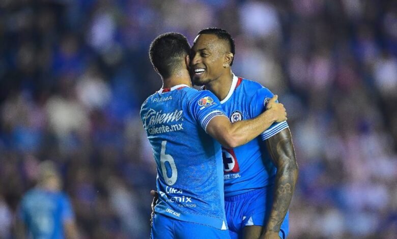 Cruz Azul buscará mantener liderato ante Santos Laguna