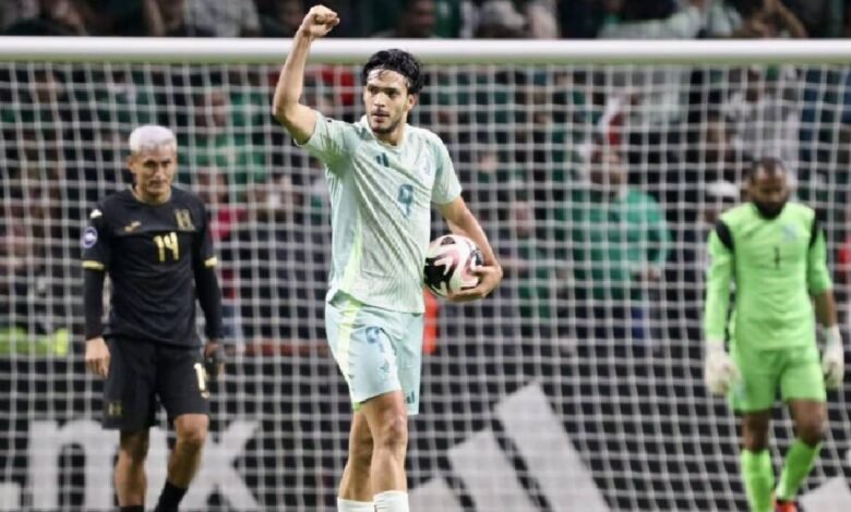 México le remonta a Honduras y avanza a las semifinales