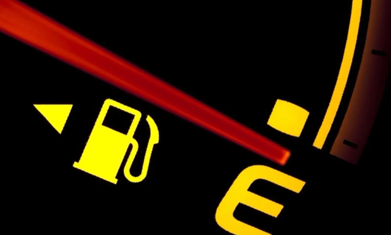 ¿Por qué no debes cargar gasolina con el tanque vacío?