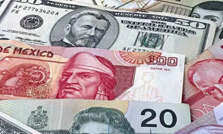 Peso se recupera frente al dólar y cierra en 20.30