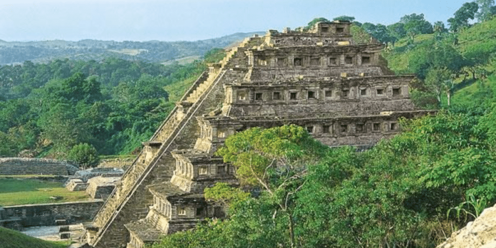 El Tajín y la enigmática Pirámide de los Nichos en Veracruz