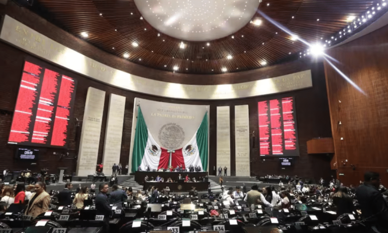 Cámara de Diputados presenta queja al Tribunal contra el INE