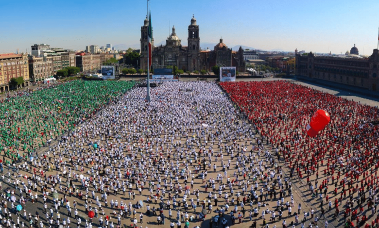 “En México construimos paz y prosperidad” Claudia Sheinbaum inicia clase nacional de boxeo en plazas del país