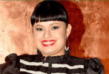Amandititita causa revuelo al dar concierto sentada en la FENAL Opiniones divididas en redes (Contra Réplica)