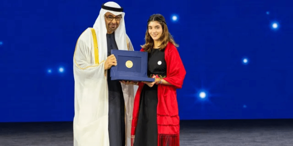 De Veracruz a Abu Dhabi estudiantes ganan premio global por reforestar el océano