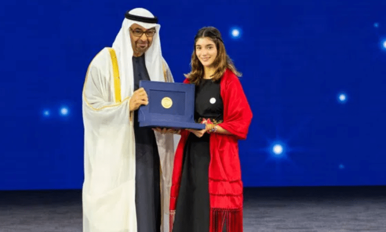 De Veracruz a Abu Dhabi estudiantes ganan premio global por reforestar el océano