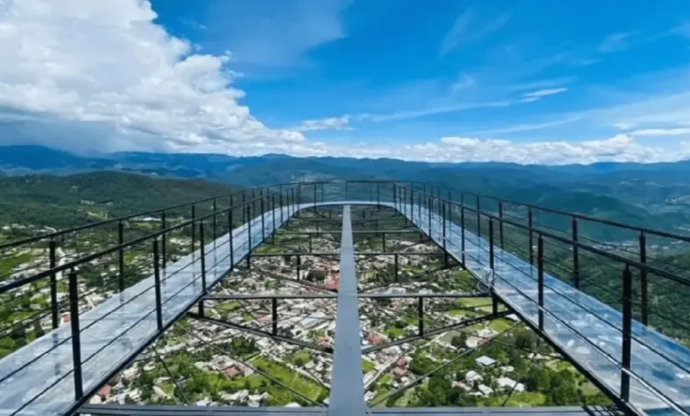 Mirador de Cristal Cuachirindoo, en la imponente Sierra Norte