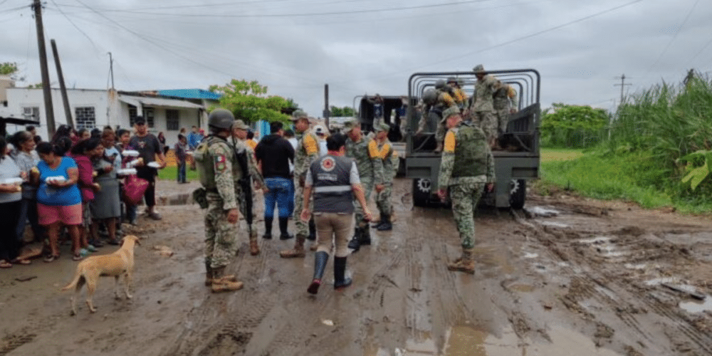 “Erick” deja incomunicadas a 20 comunidades en Veracruz