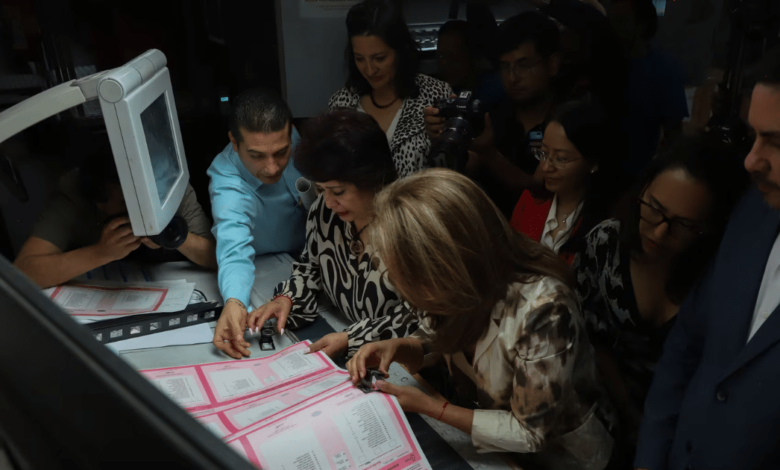 INE analiza retirar triunfos a aspirantes a magistrados por no cumplir requisitos académicos (Foto por Daniel Augusto Cuartoscuro)