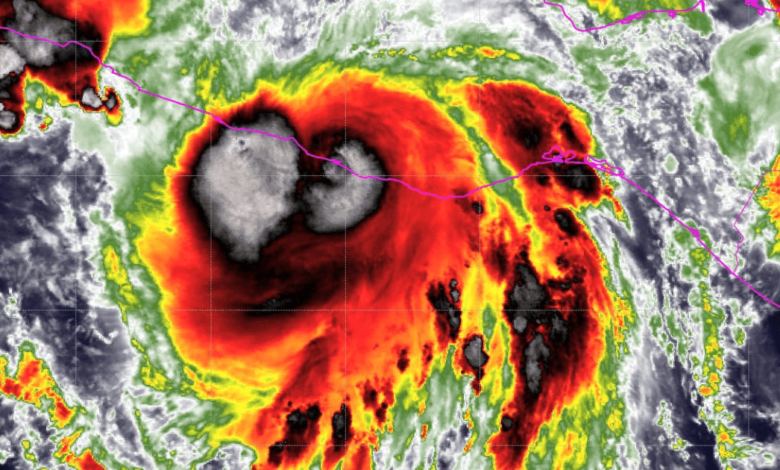 Impacta huracán Erick en las costas de Oaxaca