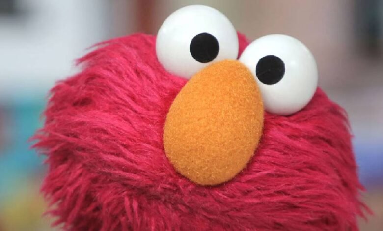 Hackean la cuenta de Elmo en X; aparecen mensajes contra Trump (Foto de internet)