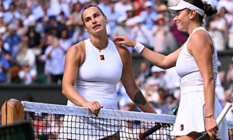 La tenista estadounidense hace historia en la Catedral del tenis tras vencer a la número uno del mundo en un duelo épico; enfrentará a Iga Świątek en la final.