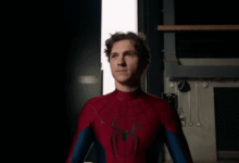 Un nuevo amanecer llega para Peter Parker. En un mundo que lo ha olvidado, pero al que sigue perteneciendo, Brand New Day representa más que una secuela: es una oportunidad para redefinir al héroe.