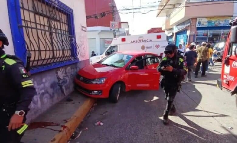 Señora de la tercera edad atropella a dos sujetos, reportan lesiones graves (Foto de internet)