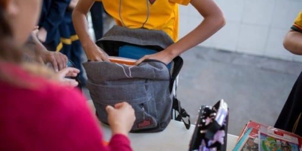 Operativo Mochila en Veracruz divide opiniones (Foto de internet)