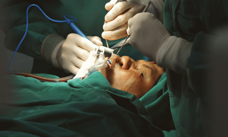 Congreso del Edomex propone prohibir cirugías estéticas en menores de edad