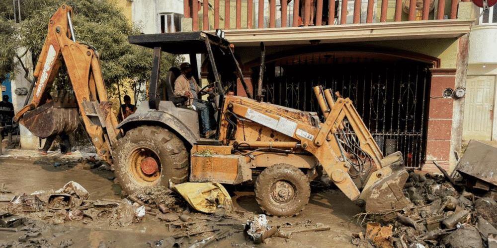 SEDUMOP apoya en labores de limpieza en Álamo, Veracruz