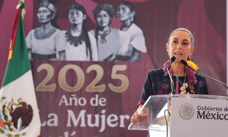Desde el corazón de La Mixteca oaxaqueña, la Presidenta Claudia Sheinbaum Pardo presentó los avances del Plan General Lázaro Cárdenas del Río, una estrategia integral y de articulación entre dependencias y los tres niveles de gobierno en beneficio de 1.54 millones de habitantes