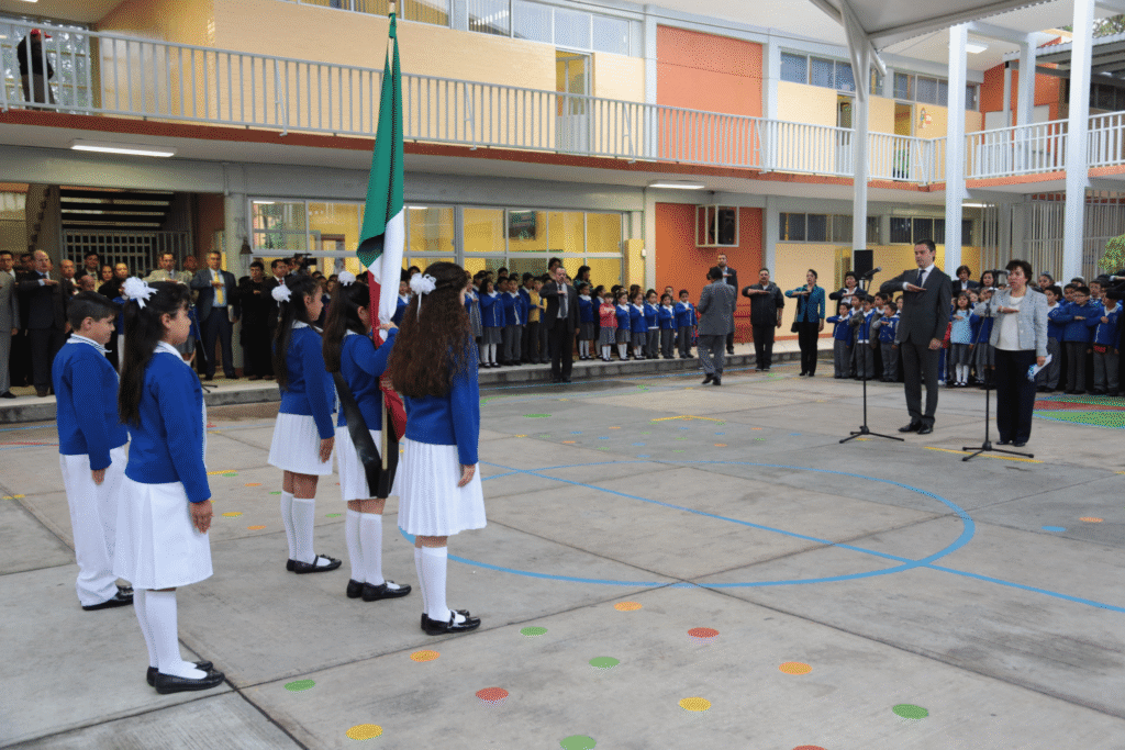 nacional,México,Principal,Calendario SEP 2025,megapuente,días feriados,Revolución Mexicana,Consejo Técnico Escolar,suspensión de clases,registro de calificaciones,descarga administrativa.