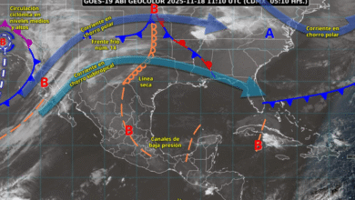 Este día, el frente frío núm. 15 se desplazará sobre el noroeste del territorio nacional, y en interacción con una vaguada polar, una circulación ciclónica en niveles medios y altos de la atmósfera.