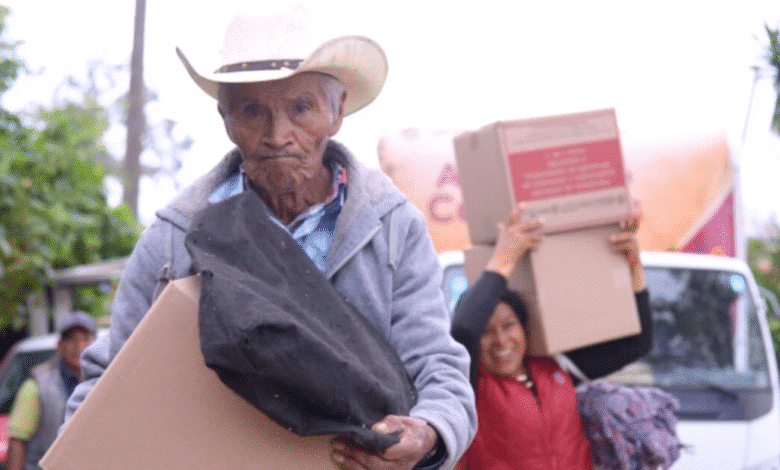 Gobierno de Veracruz entrega más de 19 mil apoyos por temporada invernal (FOTO GOBIERNO DE VERACRUZ)