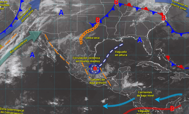 Lluvias muy fuertes azotan Chiapas y Oaxaca por efectos del frente frío 24