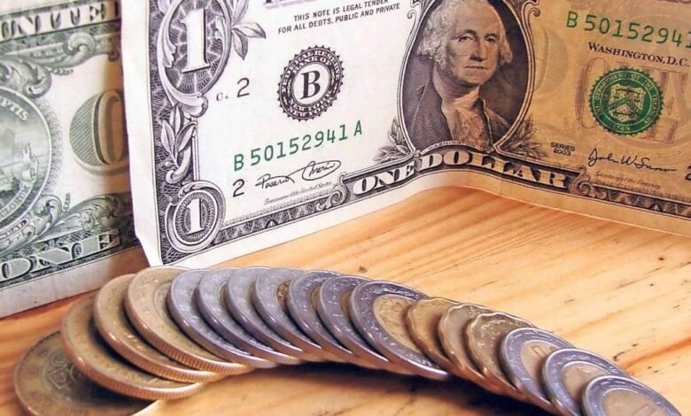 Peso mexicano entre las monedas que más ganan frente al billete verde