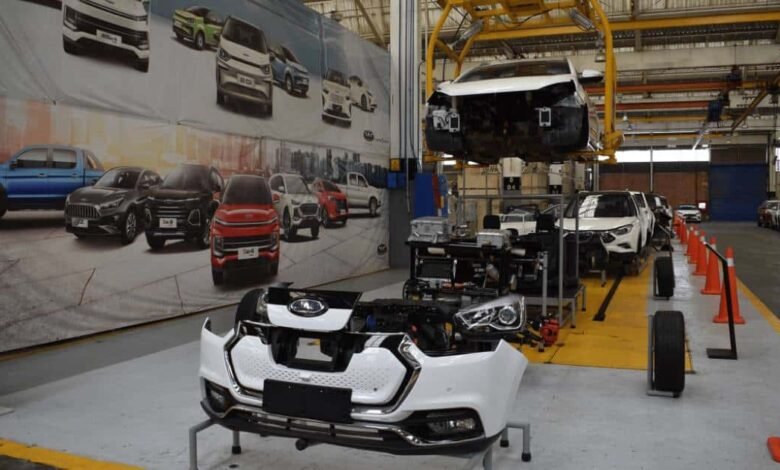 Sector automotriz mantiene inversiones clave en nueve estados del país