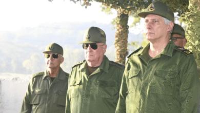 Rusia expresó preocupación por informaciones que sugieren que Estados Unidos podría considerar un bloqueo naval total a Cuba como parte de una estrategia de presión política tras recientes acciones en Venezuela.