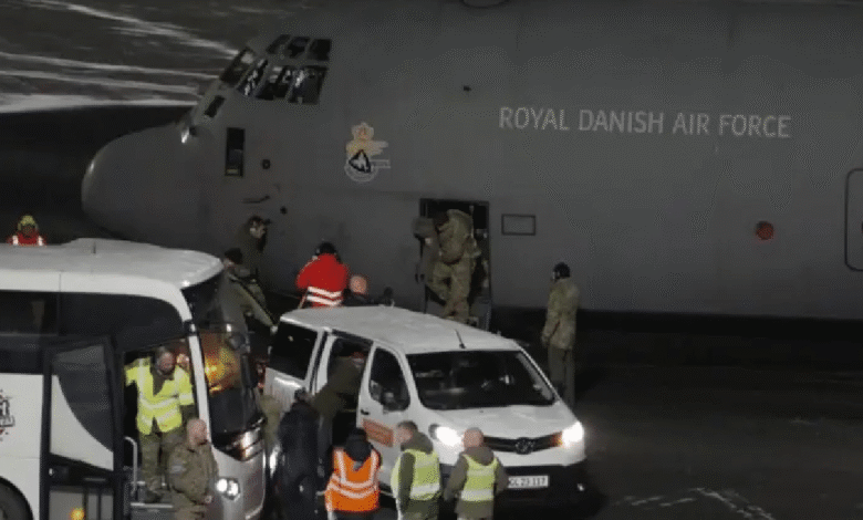 Varios países europeos iniciaron el despliegue de personal militar en Groenlandia como parte de una misión de reconocimiento, en un contexto de creciente tensión diplomática tras la insistencia del presidente Donald Trump en que Estados Unidos “necesita” la isla por razones de seguridad nacional.