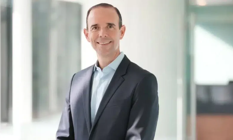 banamex designa a rené pimentel como nuevo director corporativo de banca e inversión