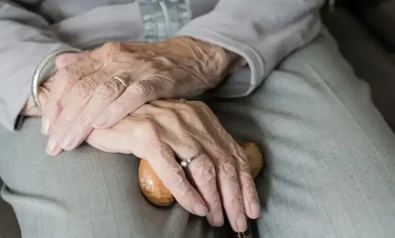 hallan abuelita muerta en veracruz con su perrito