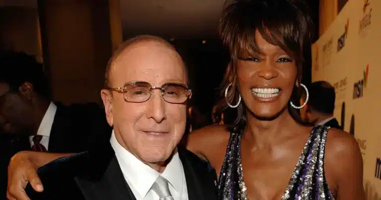 muere clive davis, impulsor de whitney houston